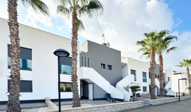 Brukt - Bungalow -
Orihuela Costa - Costa Blanca