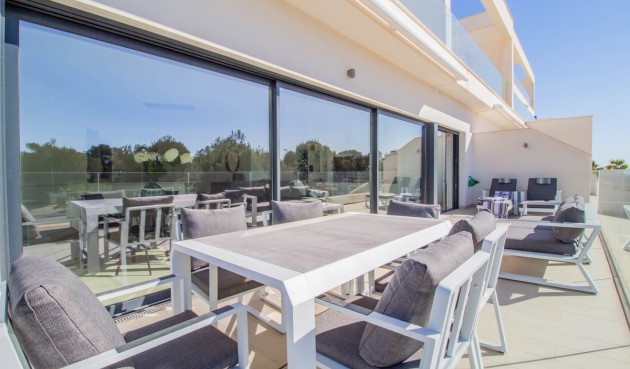 Återförsäljning - Apartment -
Orihuela Costa - Costa Blanca