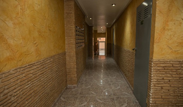 Återförsäljning - Apartment -
Torrevieja - Costa Blanca