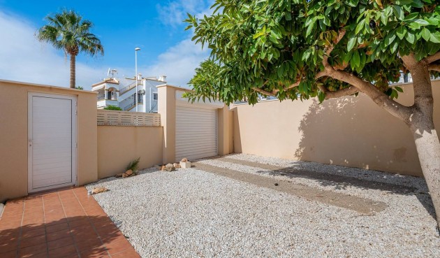 Resale - Villa -
Orihuela Costa - Los Dolses