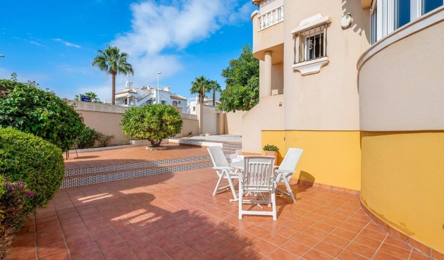 Återförsäljning - Villa -
Orihuela Costa - Los Dolses