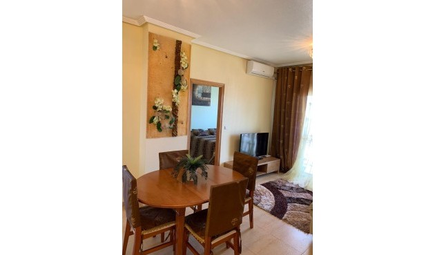 Resale - Apartment -
Guardamar del Segura - Puerto