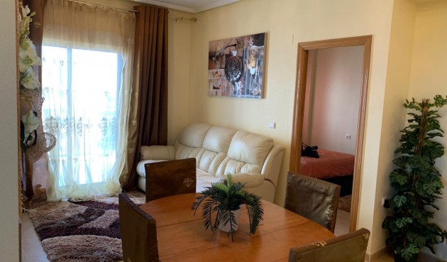 Resale - Apartment -
Guardamar del Segura - Puerto