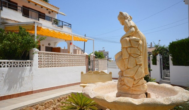 Återförsäljning - Bungalow -
Torrevieja - Torreblanca