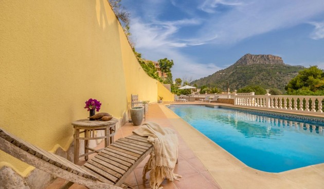 Återförsäljning - Villa -
Calpe - Costa Blanca