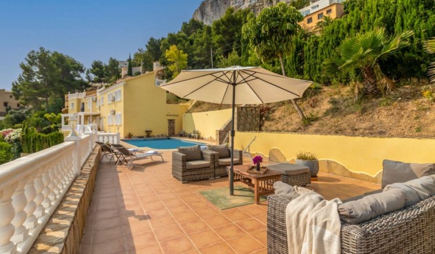 Resale - Villa -
Calpe - Costa Blanca