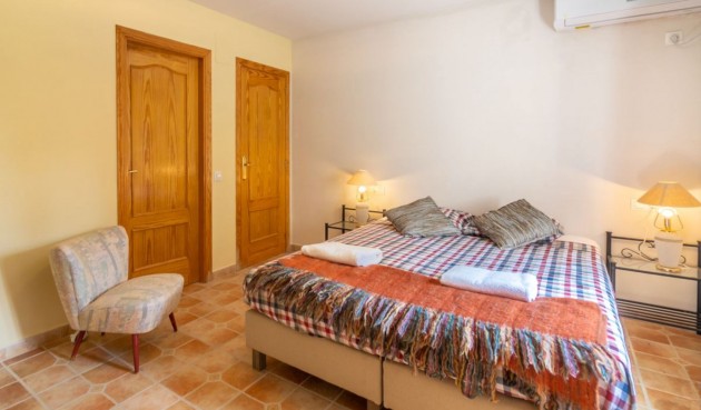 Reventa - Villa -
Calpe - Costa Blanca