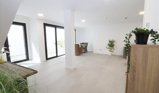 Brukt - Villa -
Finestrat - Costa Blanca