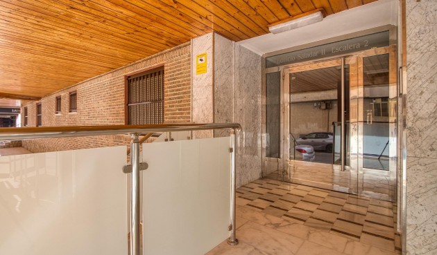 Resale - Penthouse -
Torrevieja - Acequion