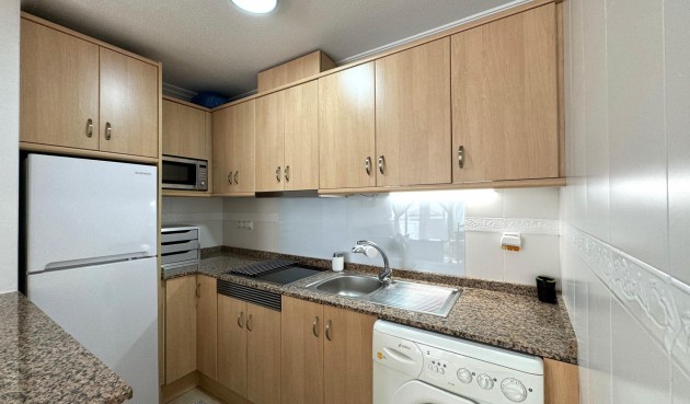 Resale - Apartment -
Torrevieja - Centro