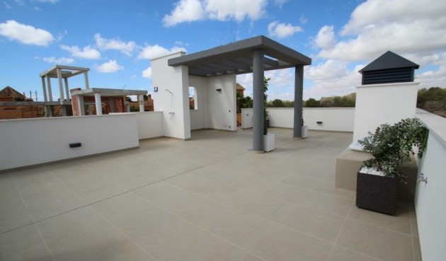 Obra nueva - Villa -
Orihuela Costa - Campoamor