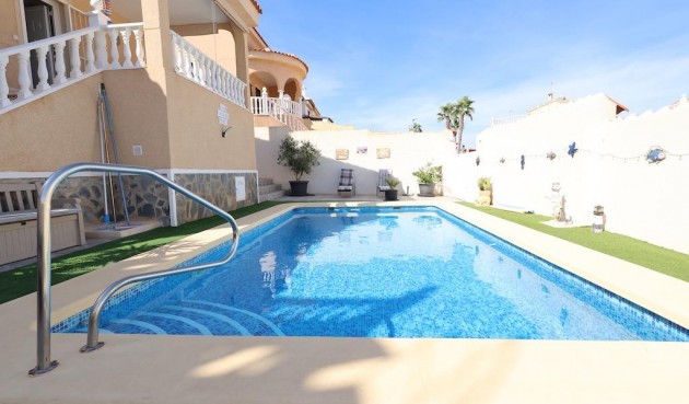 Resale - Villa -
Ciudad Quesada - Costa Blanca