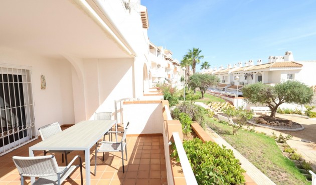 Brukt - Bungalow -
Orihuela Costa - Costa Blanca