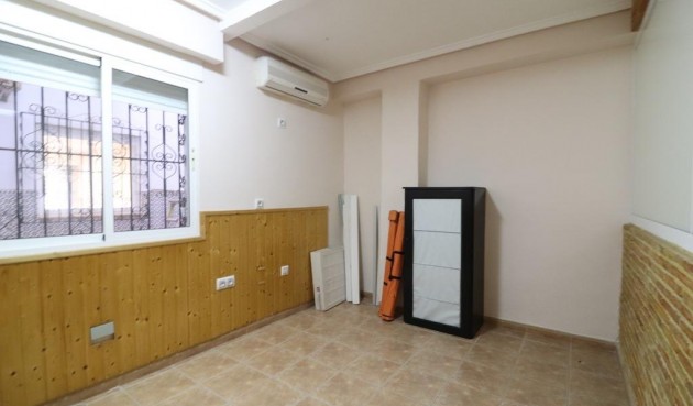 Återförsäljning - Apartment -
Torrevieja - Costa Blanca