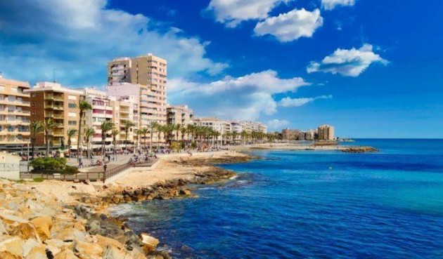 New Build - Apartment -
Torrevieja - Centro