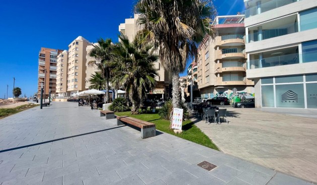 Resale - Apartment -
Torrevieja - Playa del Cura