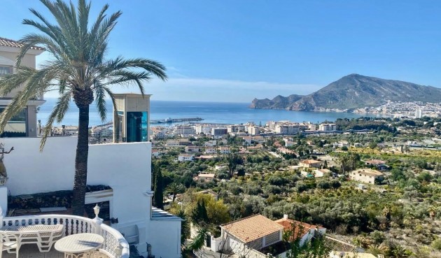 Brukt - Town House -
Altea - Palau Cuesta Narices