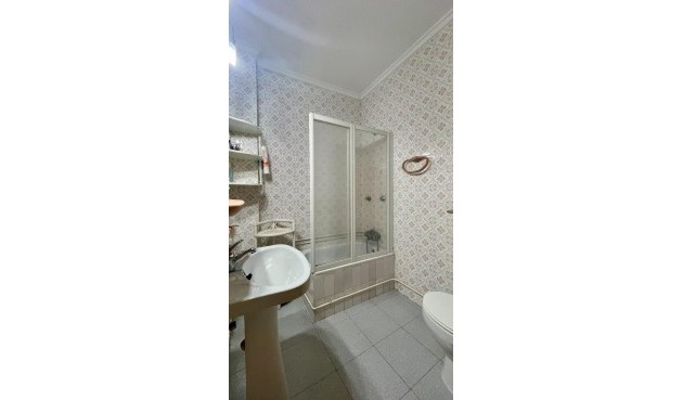 Återförsäljning - Apartment -
Torrevieja - Playa del Cura