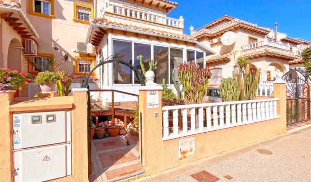 Återförsäljning - Town House -
Orihuela Costa - Costa Blanca