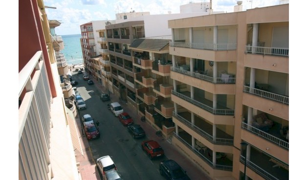 Återförsäljning - Apartment -
Guardamar del Segura - Costa Blanca