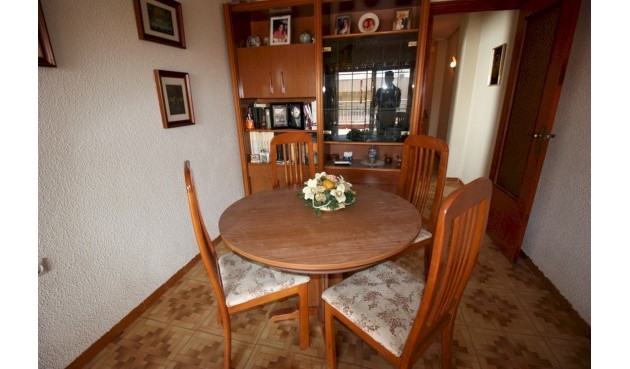 Återförsäljning - Apartment -
Guardamar del Segura - Costa Blanca