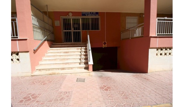 Återförsäljning - Apartment -
Guardamar del Segura - Costa Blanca