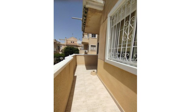 Återförsäljning - Bungalow -
Torrevieja - Costa Blanca