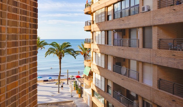 Resale - Apartment -
Torrevieja - Playa del Cura