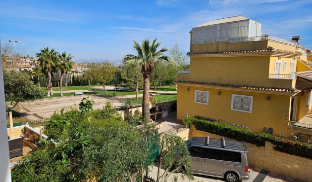 Återförsäljning - Duplex -
Torrevieja - Los Altos