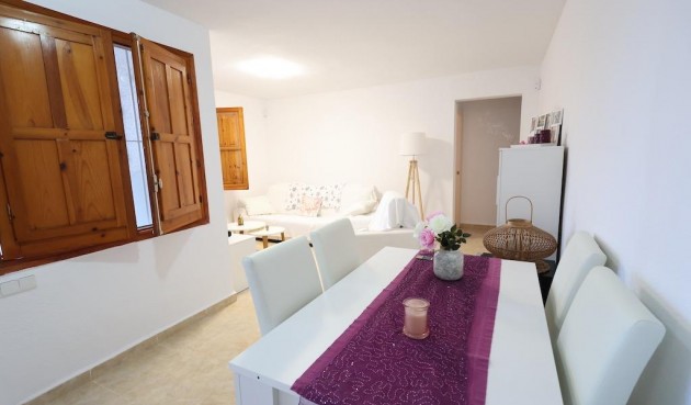 Brukt - Bungalow -
Orihuela Costa - Costa Blanca