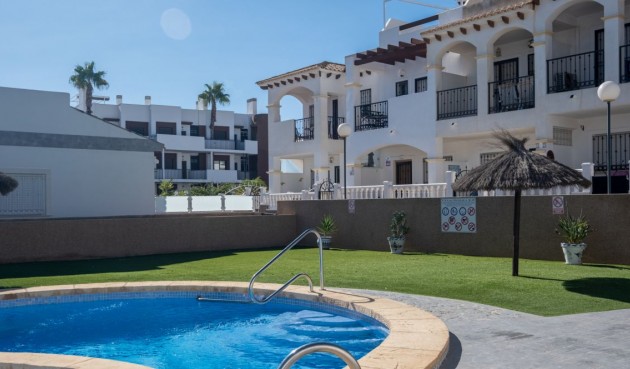 Återförsäljning - Apartment -
Orihuela Costa - Costa Blanca