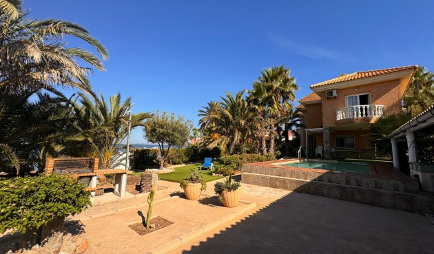 Brukt - Villa -
La Manga del Mar Menor - Costa Calida