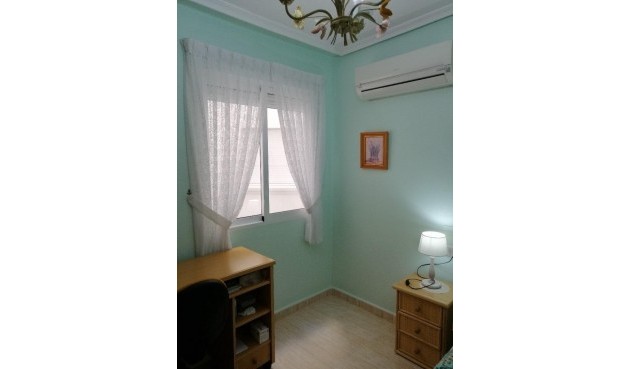 Återförsäljning - Apartment -
Torrevieja - Playa del Cura