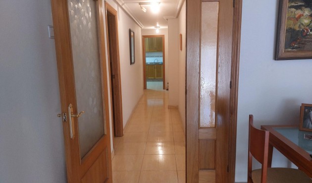 Återförsäljning - Apartment -
Orihuela - Zona Centro