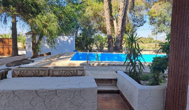 Resale - Villa -
Orihuela - Los Huertos