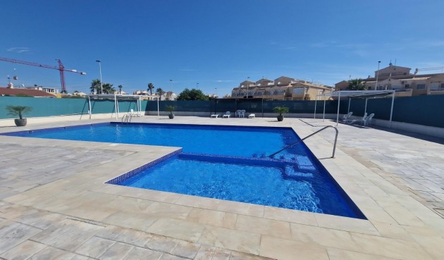 Reventa - Town House -
Torrevieja - Torretas