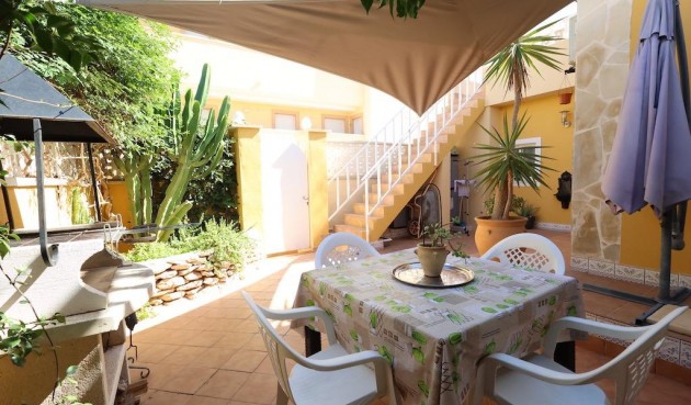 Återförsäljning - Town House -
Orihuela Costa - Costa Blanca