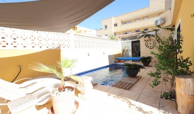 Resale - Town House -
Orihuela Costa - Costa Blanca