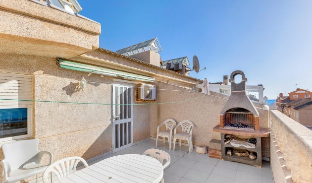 Återförsäljning - Town House -
Torrevieja - La Mata