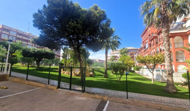 Återförsäljning - Apartment -
Torrevieja - Torreblanca