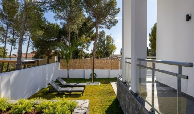 Återförsäljning - Villa -
Altea - Costa Blanca