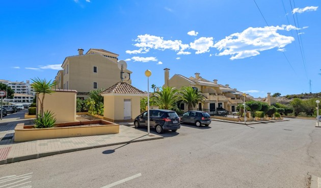 Återförsäljning - Apartment -
Orihuela Costa - Costa Blanca