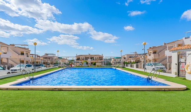 Brukt - Apartment -
Orihuela - Inland