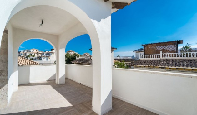 Reventa - Villa -
Orihuela Costa - Costa Blanca