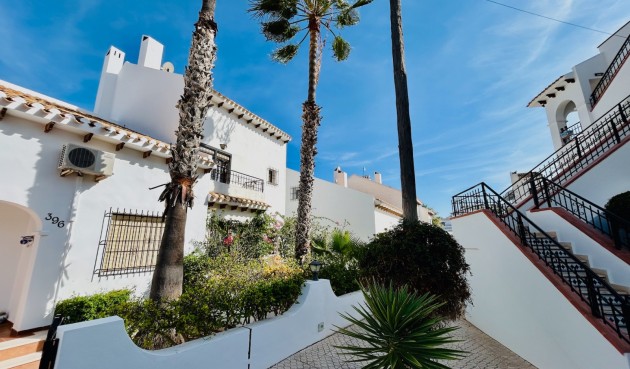 Brukt - Town House -
Orihuela Costa - Costa Blanca