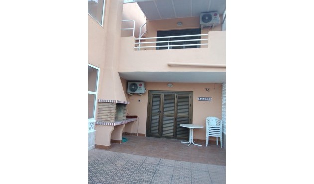 Återförsäljning - Duplex -
Torrevieja - Rosaleda-los Frutales