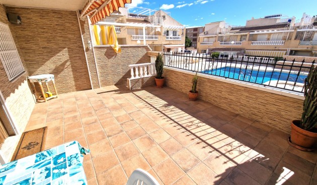 Återförsäljning - Apartment -
Torrevieja - Torrejón