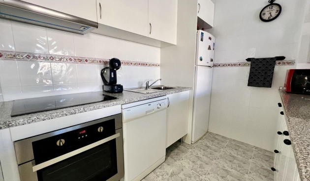 Återförsäljning - Apartment -
Torrevieja - Torrejón