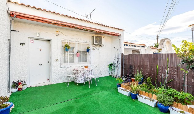 Återförsäljning - Bungalow -
Torrevieja - Torretas