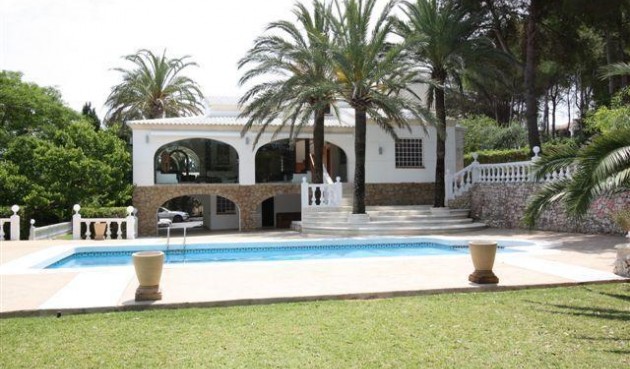 Återförsäljning - Villa -
Jávea - Costa Blanca